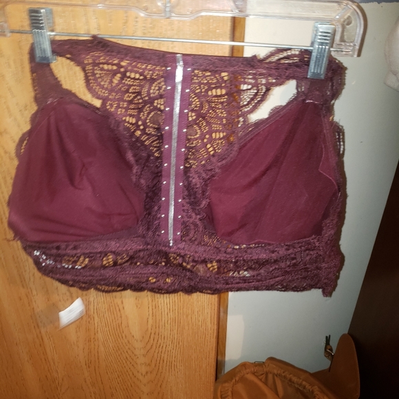 Bralettes - Picture 3 of 4